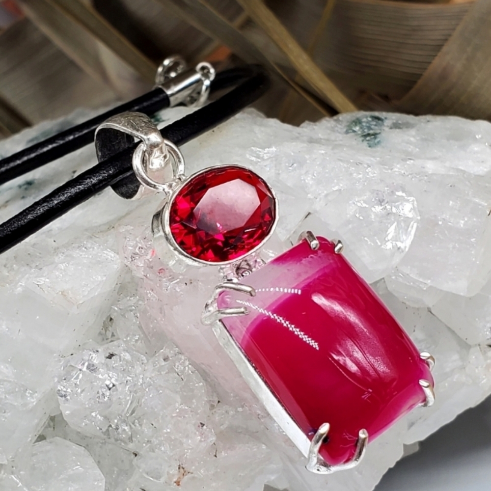 NATURAL PINK AGATE STONE White Rhodium/925 Silver Pendant Genuine Black Leather